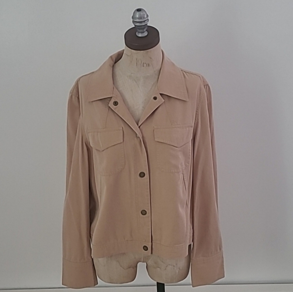 Villager Liz Claiborne Tan Snap Front Shirt Lightweight Size L